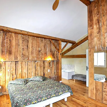 Сasa de vacaciones Authentique Maison Piscine