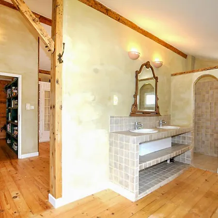 Сasa de vacaciones Authentique Maison Piscine